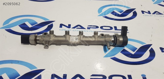 04L089D PASSAT B8 RAİL KÜTÜĞÜ