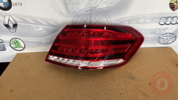 MERCEDES E200 212 KASA SAĞ DIŞ STOP ÇIKMA ORJİNAL