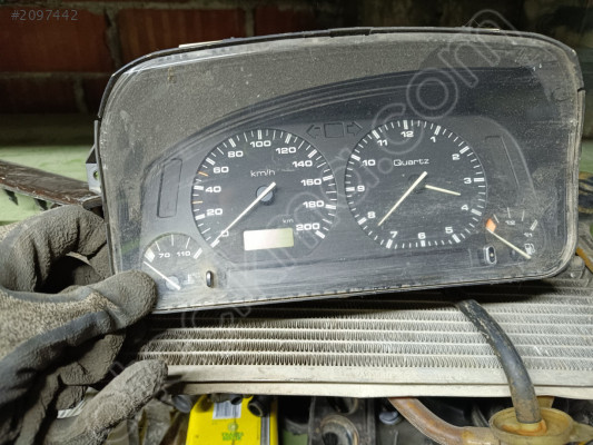 88 311 235 SEAT IBİZA POLO gösterge km saati.. devir saati yoktur