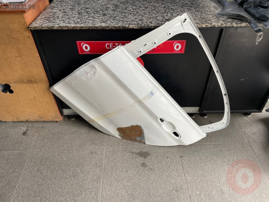 FİAT EGEA SOL ARKA KAPI ÇIKMA ORJİNAL BEYAZ