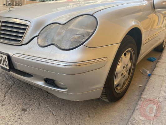 Mercedes c180 203 kasa ön tanpon çıkma