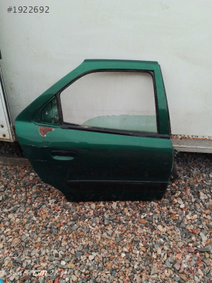 citroen xsara sağ arka kapı