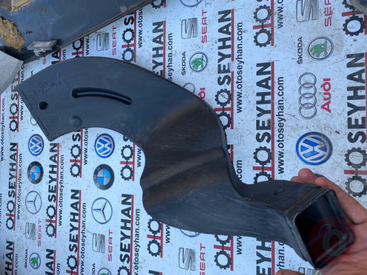 1T0819803E vw caddy sol arka ayak havalandırma kanalı