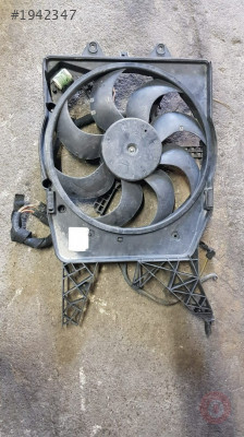 opel corsa d kasa radyatör fanı (oem:877600200) çıkma