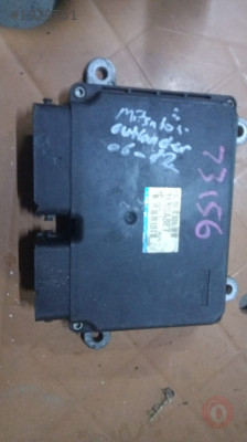 mitsubishi outlander 3.0 motor beyni