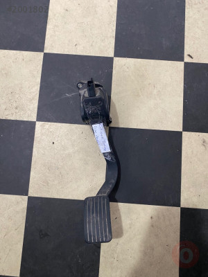 CITROEN BERLINGO GAZ PEDALI