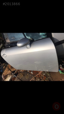 ÇIKMA PARÇA AUDİ TT SAĞ ÖN KAPI