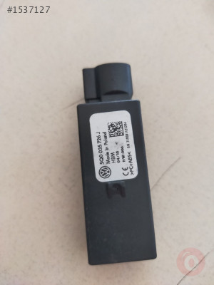 PASSAT B8 USB GİRİŞİ 5Q0035726J