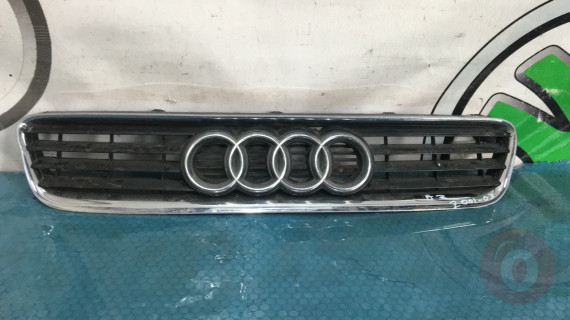 Audi A3 ön panjur