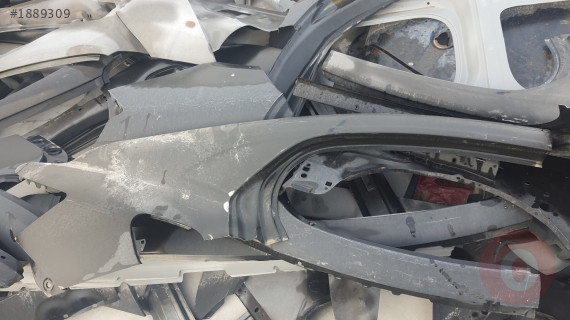 RENAULT MEGANE 4 SAĞ ARKA CAMURLUK SEFALILAR OTO CIKMA