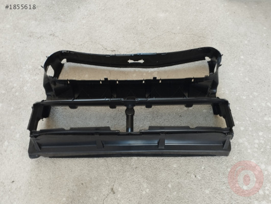 BMW F10 RADYATÖR PANELİ YENİ