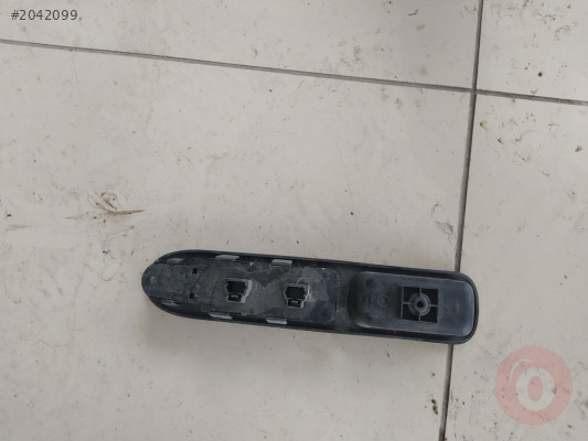 2002 2007 Peugeot 307 sol ön cam düğmesi