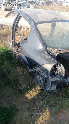 Renault Megane 2 arka sol çamurluk