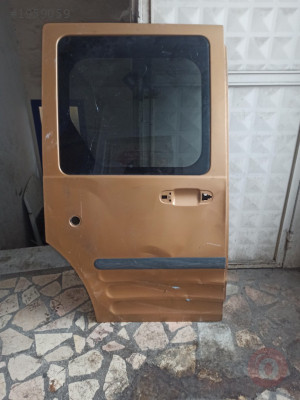 FORD CONNECT SAG SÜRGÜLÜ KAPI ÇETİN OTOMOTİV