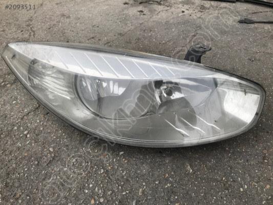 Renault Fluance Sağ Far