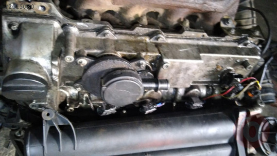 mercedes vito 638 çıkma 2.2 külbütör üst kapağı