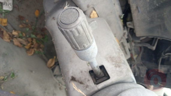 1998 model nissan urvan 2.5 çıkma sinyal kolu