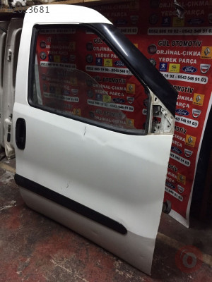 FIAT DOBLO 3 SAĞ ÖN KAPI ORİJİNAL ÇIKMA GÜL OTOMOTİV