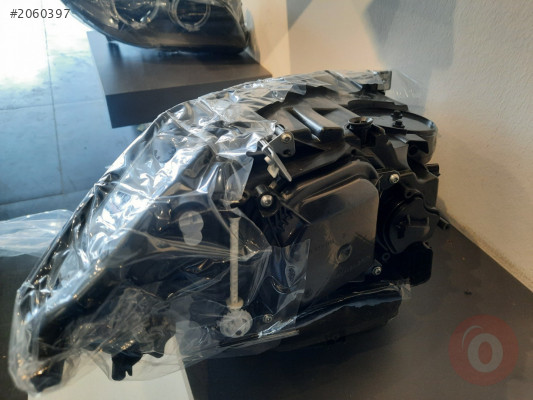 BMW F10 LCİ SAĞ FAR 2014 2016 63117343912 TSY