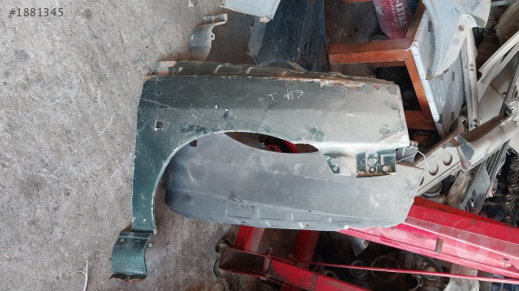Renault clio 1 sağ ön çamurluk