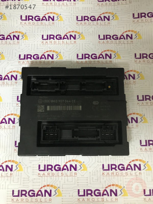 8K0907064CE 5DK009919-13  AUDI A4  HELLA BCM