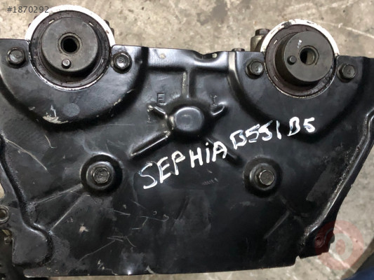 Kia sephia silindir kapak dolu  çıkma B551B5