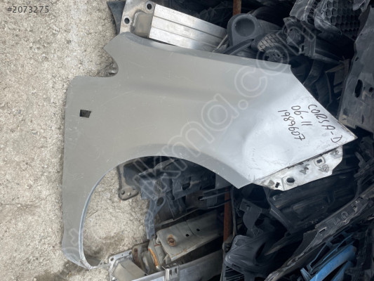 Opel Corsa D Sag ön çamurluk