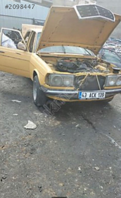 Mercedes 240 ön kaput