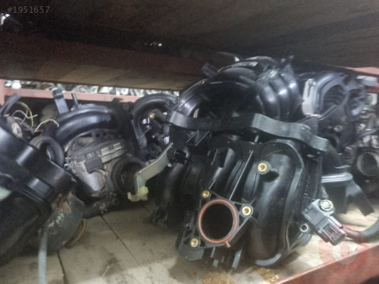13-16 TOYOTA COROLLA E160 1,33 ÇIKMA TEMİZ EMME MANİFOLDU