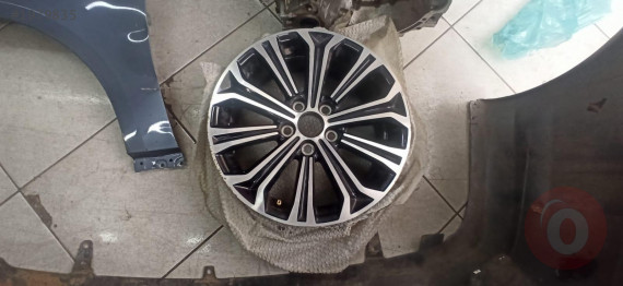 TOYOTA COROLLA FLMAE X PACK JANT ORJİNAL PARÇA