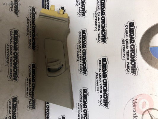 8K0867293A Audi A4 pilastik