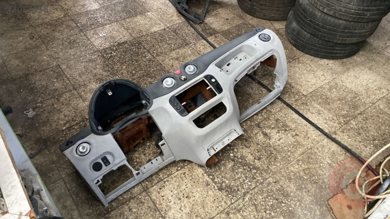 2006 CİTROEN C3 GÖĞÜS TORPİDO ORJ ÇIKMA