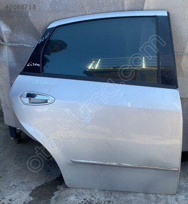 fiat linea 2011 sağ arka kapı (son fiyat)