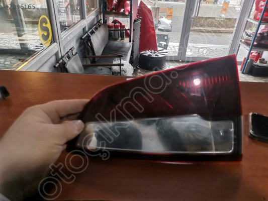 FORD ECOSPORT SAĞ İÇ STOP ORJ ÇKMA GN15 13A603