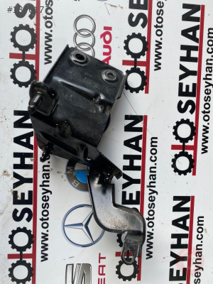 5Q1614235E audi a3 2020 abs beyni tutucu demiri braketi