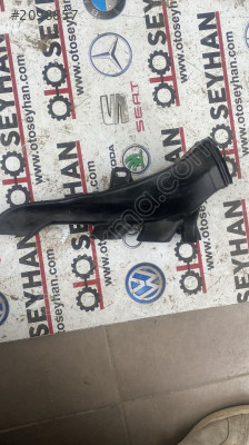 5H1819151 vw golf 8 ön sol ayak havalandırma kanalı