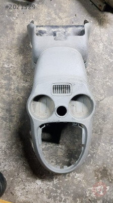 Renault kango (00-10) orta konsol çıkma