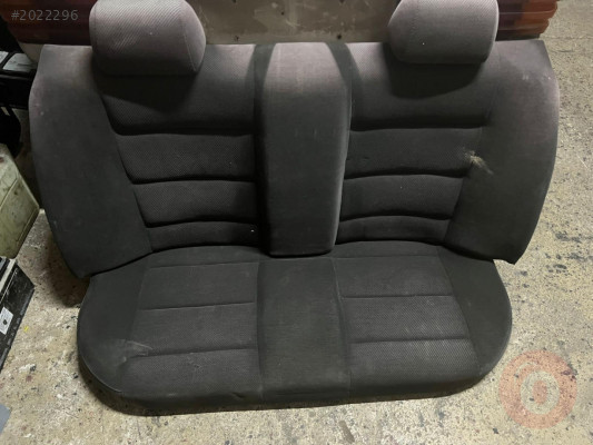 BMW E36 SEDAN ARKA KOLTUK ÇIKMA ORJİNAL - ERCAN TİCARET