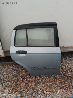hyundai getz sağ arka kapı