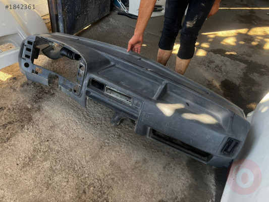 2003-2005 Ford Transit ön göğüs çıkma