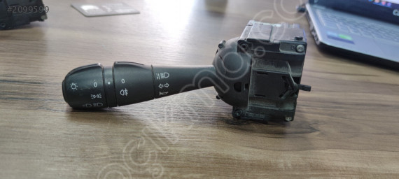 Çıkma Dacia Lodgy Sinyal Kolu E10645380