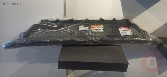 MERCEDES C W205 MAKYAJLI ÖN TAMPON ORTA IZGARA 2019 2021