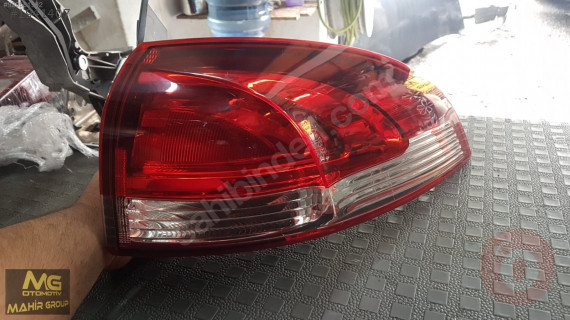 RENAULT CLİO 4 SPORTOURER SAĞ DIŞ STOP