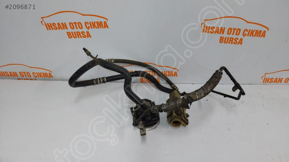 Megane 1 direksiyon pompası - yağ deposu  7700105707