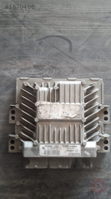 PEUGEOUT MEGANE 8200565863 SID301 CİKMA MOTOR BEYNI