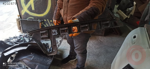 BORA SOL ARKA TAMPON BRAKETİ VOLKSWAGEN ORJİNAL ÇIKMA PARÇA