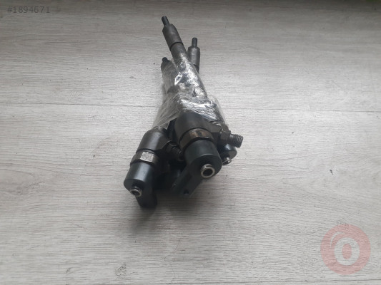 Fıat linea 1.3 multijet enjöktör takım 4 adet