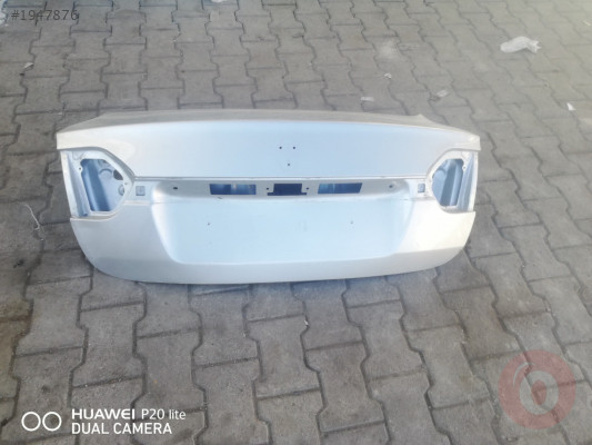 Renault fluence arka bağaj kapağı çıkma orijinal hatasız