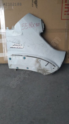 Fiat ducato çıkma sağ ön çamurluk az hasarlı