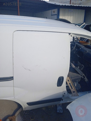Fiat Fiorino sağ sürgülü kapi